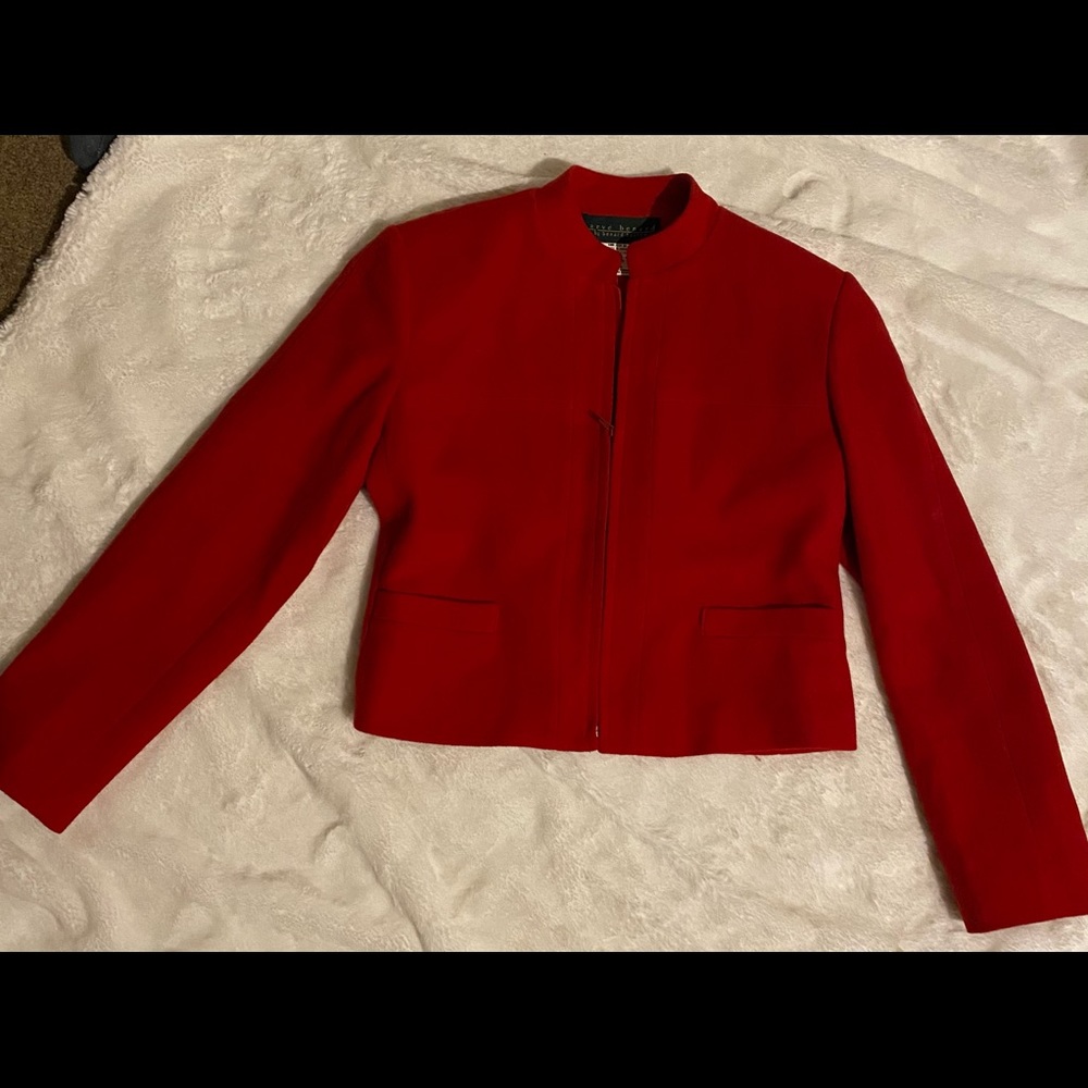Shop closing, make me an offer!